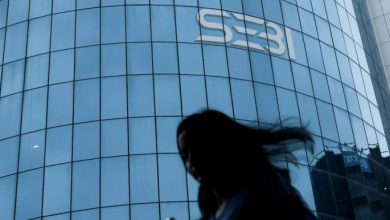 A woman walks past the Securities and Exchange Board of India (SEBI) headquarters in Mumbai, India, September 12, 2025. Photo: REUTERS/Francis Mascarenhas/File Photo/File Photo