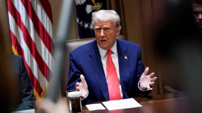 US President Donald Trump attends a cabinet meeting at the White House in Washington, DC, US, April 10, 2025. Photo: REUTERS/Nathan Howard