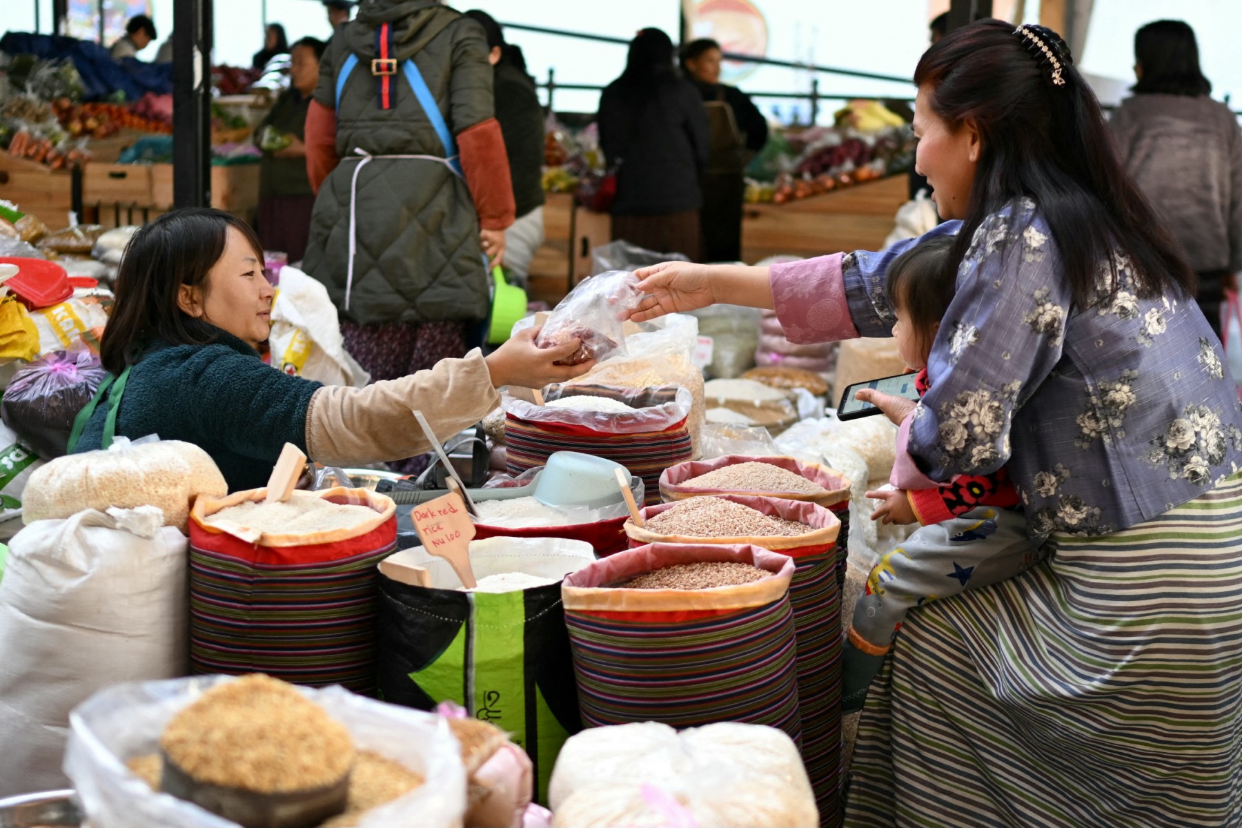 November inflation surges to 3.5%, almost double 2024 rate