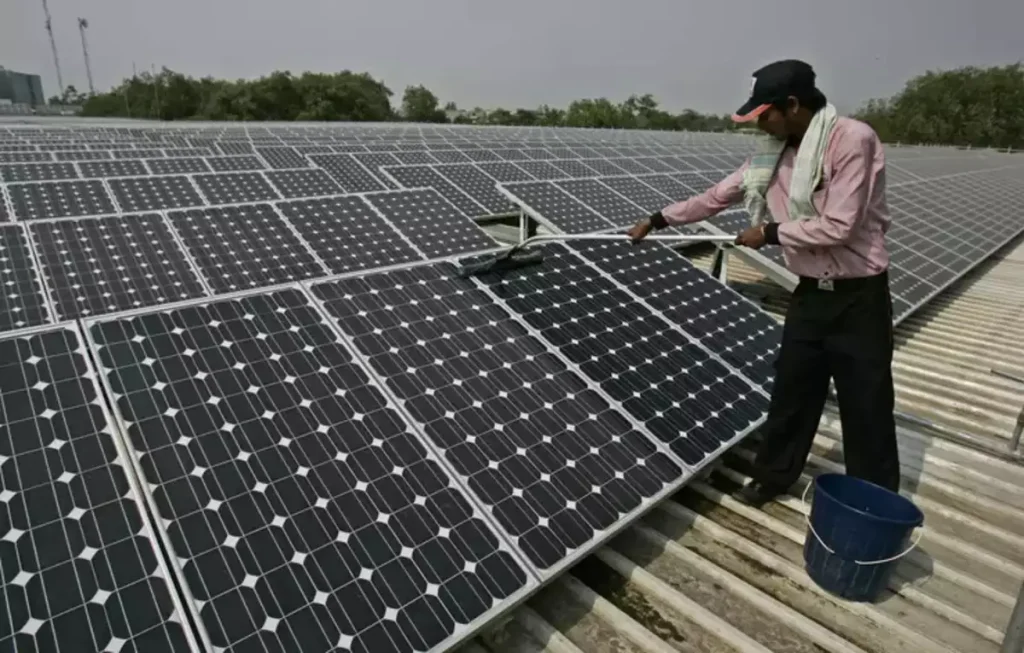 Bangladesh needs up to US$1.71 billion annually until 2041 for 40% renewable energy capacity