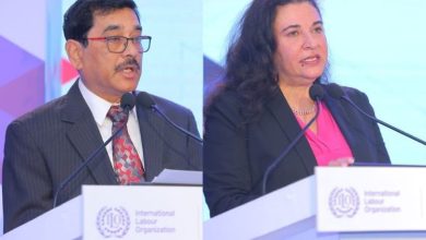 Nandalal-Weerasinghe-Governor-of-the-Central-Bank-of-Sri-Lanka-CBSL-and-Simrin-Singh-Director-ILO-Sri-Lanka-and-the-Maldives-addressing-the-gathering