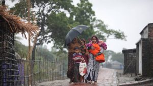 Extrapolation of present data has allowed scientists to estimate that by 2050, one in every seven people in Bangladesh will be displaced due to climate change impacts. Photo: Mumit M