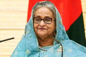 Prime minister and Awami League president Sheikh Hasina addresses a reception accorded to her by the US chapter of the Awami League in the Holiday Express Inn Hotel in Washington of the United States, on Wednesday. -- BSS photo.