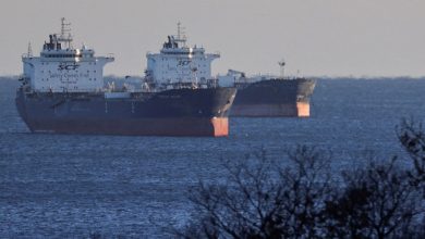 Crude oil tankers, including Troitsky Bridge vessel, lie at anchor in Nakhodka Bay near the port city of Nakhodka, Russia on 4 December 2022. File Photo: REUTERS/Tatiana Meel