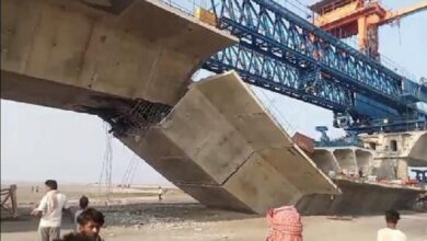 India's longest bridge collapsed
