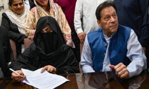 Imran Khan accused of feeding toilet cleaner to his wife