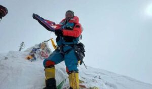A living legend of mountaineering, Sherpa was born in 1970 in Thame. (File)
