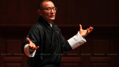 Bhutanese Prime Minister Tshering Tobgay gives a special lecture at Chulalongkorn University's conference hall on Thursday. (Photo: Apichart Jinakul)