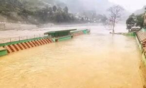 6 dead in landslides in Sikkim, 1500 tourists stranded