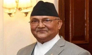 A new coalition government is going to be formed in the South Asian country of Nepal. A new coalition government is being formed after Prime Minister and former Maoist leader Pushpa Kamal Dahal lost the 'confidence vote' in Parliament on Friday (July 12). The new government will be headed by former Prime Minister KP Sharma Oli.

According to news agency Reuters, Pushpa Kamal Dahal formed the government in December 2022. Then he became the Prime Minister of Nepal for the third time. He then had to change alliances three times to maintain power. And five times the Parliament has to face a vote of confidence. He lost the confidence vote for the fifth time on Friday.

UML party lawmaker Yogesh Bhattarai said yesterday that a new coalition government was needed to restore political stability in the country.

Through this, it is expected that the ongoing political deadlock in Nepal for 20 months will be resolved.

Since the end of the 239-year-old monarchy in Nepal in 2008, there has been political instability and uncertainty in democratic Nepal. If KP Sharma Oli forms the new government, it will be the 14th democratic government in the country after 2008.

The dynamics of Nepal's politics are always closely monitored by its two big neighbours, India and China. These two countries have major investments in Nepal bordering the Himalayas. Delhi and Beijing want to influence Nepal and Nepalese politics.

One of the largest coalition partners, the Liberal Communist Unified Marxist Leninist (UML) party, withdrew support from Prime Minister Pushpa Kamal Dahal's government last week amid political uncertainty. The team is led by KP Sharma Oli.

The situation then became such that two options were open before the 69-year-old Prime Minister Pushpa Kamal Dahal. Either he has to leave the post of the head of the government, or he has to prove his majority in the parliament. Pushpakamal Dahal chose the second option.

KP Sharma Oli was the Prime Minister of Nepal twice before. In late June, he struck a deal with the moderate Nepali Congress (NC). This paves the way for the alliance to gain majority in Parliament. Since then it was understood that KP Sharma Oli will form a new government.

However, there is no word on when the new coalition government led by KP Sharma Oli will take over after Pushpa Kamal Dahal lost the trust vote in Parliament on Friday.

Former Maoist leader Pushpa Kamal Dahal needed a minimum of 138 votes in the 275-seat parliament to go to the polls. 258 members were present in the parliament on Friday. Among them only 63 people voted for Pushpa Kamal Dahal. And 194 voted against. The other one abstained from voting.

Parliament Speaker Deb Raj Ghimire announced after counting the ballots that Prime Minister Pushpa Kamal Dahal had been rejected in a vote of confidence. Dahl will now remain in office under the caretaker government until a parliamentary vote is held to elect the next prime minister.

The Nepali Congress is the largest political party in the country's parliament. And UML is in the second position. These two parties will now form a coalition government in Nepal.