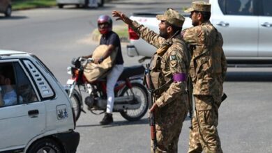 Militant attack on police headquarters in Pakistan, 6 killed including police