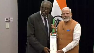 Modi resorts to 'cricket diplomacy' in Guyana, slams Pakistan