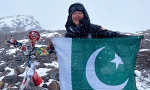 Samar Khan of Pakistan at an unprecedented height