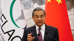 Chinese Foreign Minister Wang Yi attends a press conference for a ministerial meeting of the China-CELAC Forum, at the Diaoyutai State Guesthouse, in Beijing, China May 13, 2025. Photo: REUTERS/Tingshu Wang/Pool