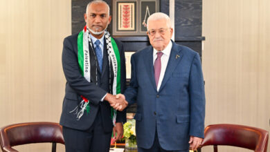Maldivian President Dr. Mohamed Muizzu (L) meets with Palestinian President Dr. Mahmoud Abbas (R): The Maldivian leader has rejected Israeli occupation govt's 'Greater Israel' plan. (Photo/President's Office)
